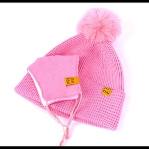 Matching Knit Face Mask Pom Beani…